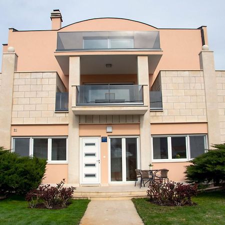 Apartments Mobine Metkovic Bagian luar foto