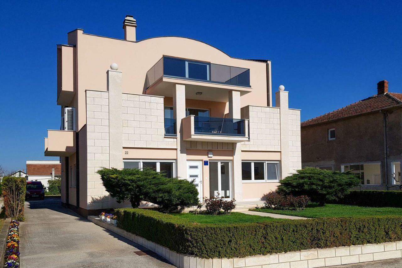Apartments Mobine Metkovic Bagian luar foto