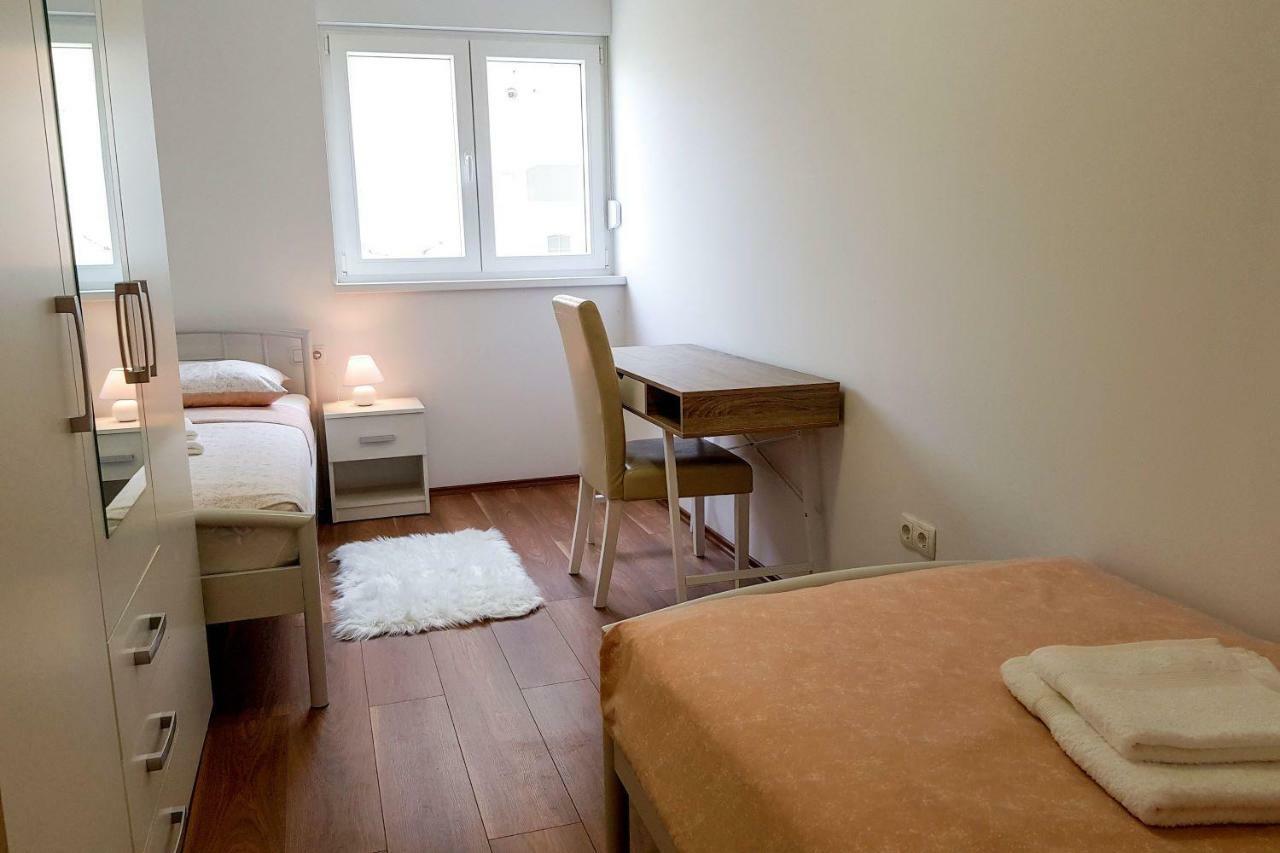 Apartments Mobine Metkovic Bagian luar foto