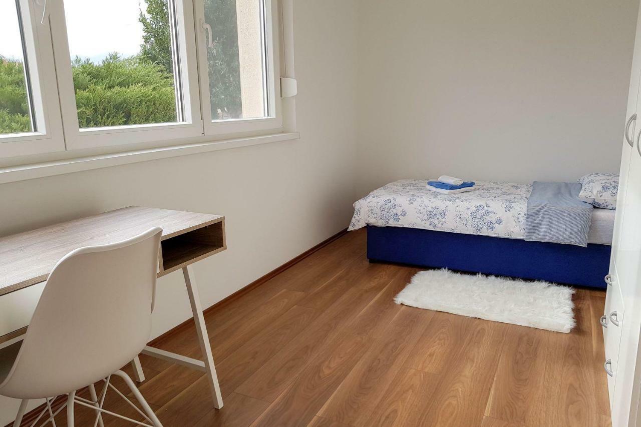Apartments Mobine Metkovic Bagian luar foto