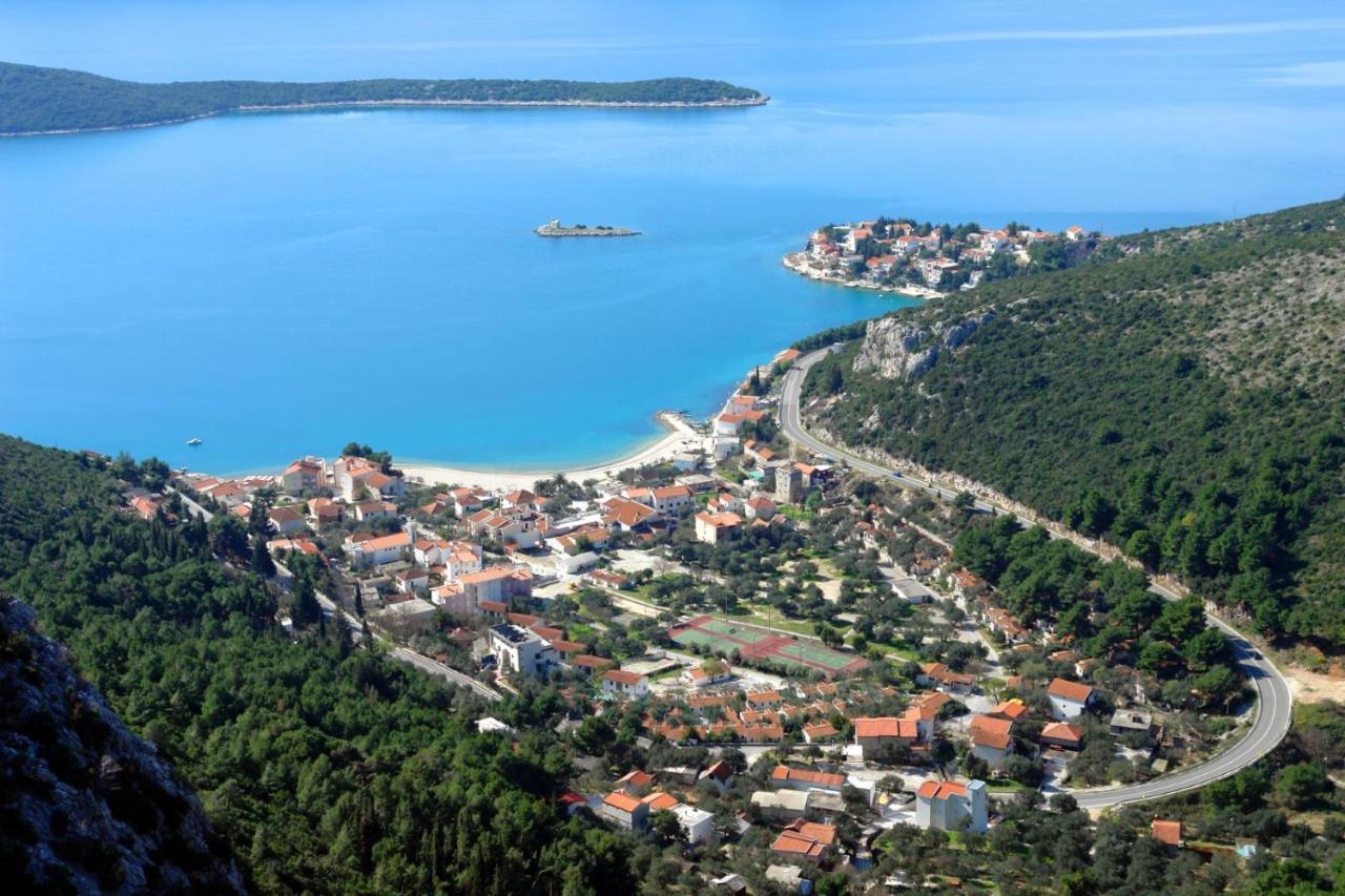Apartments Mobine Metkovic Bagian luar foto